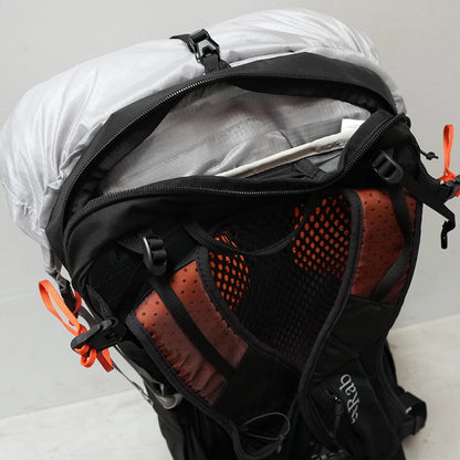 【Rab】ラブ men's Syclon XP 30 "Black×Dark Pewter"