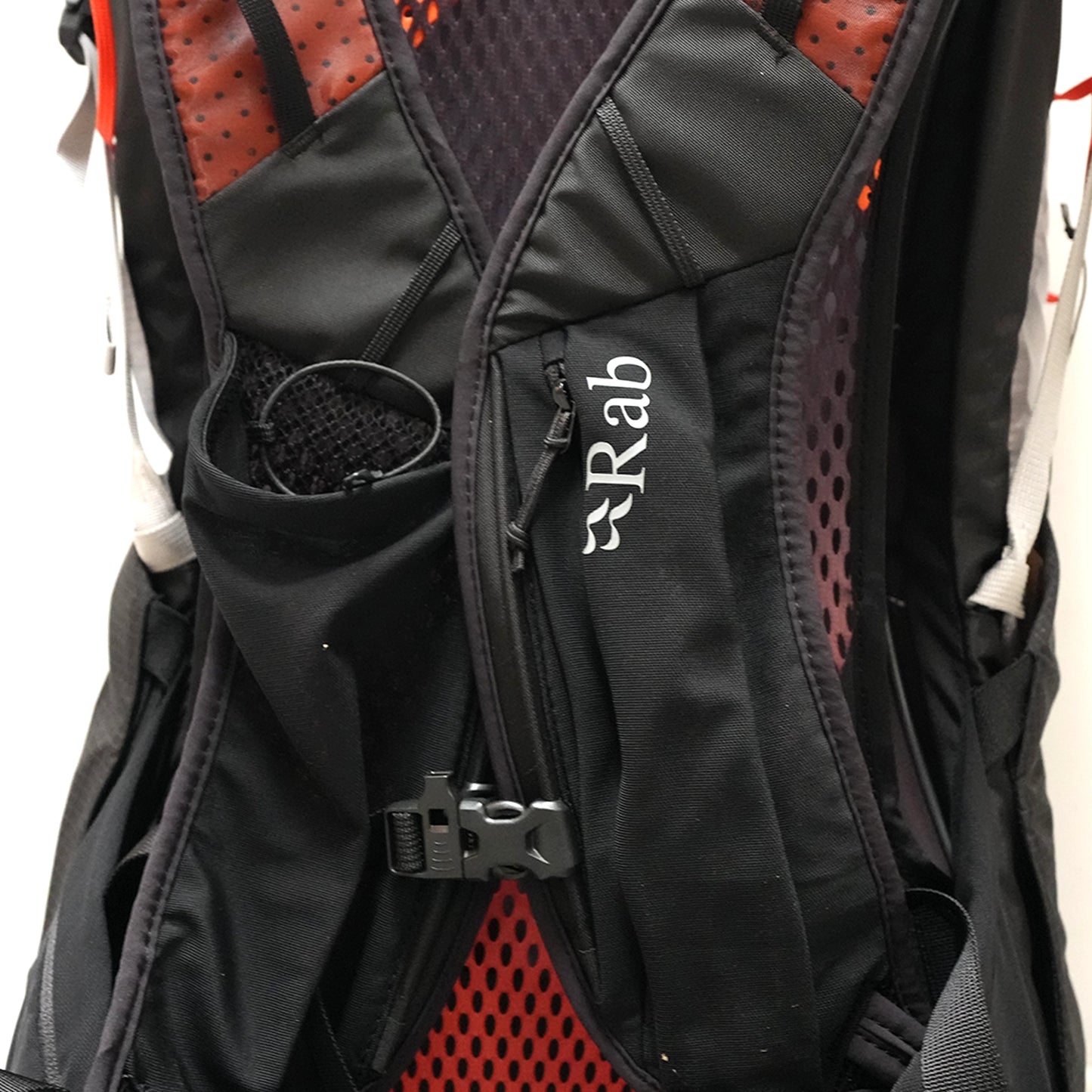 【Rab】ラブ Women's Syclon XP 28ND "Black×Dark Pewter"