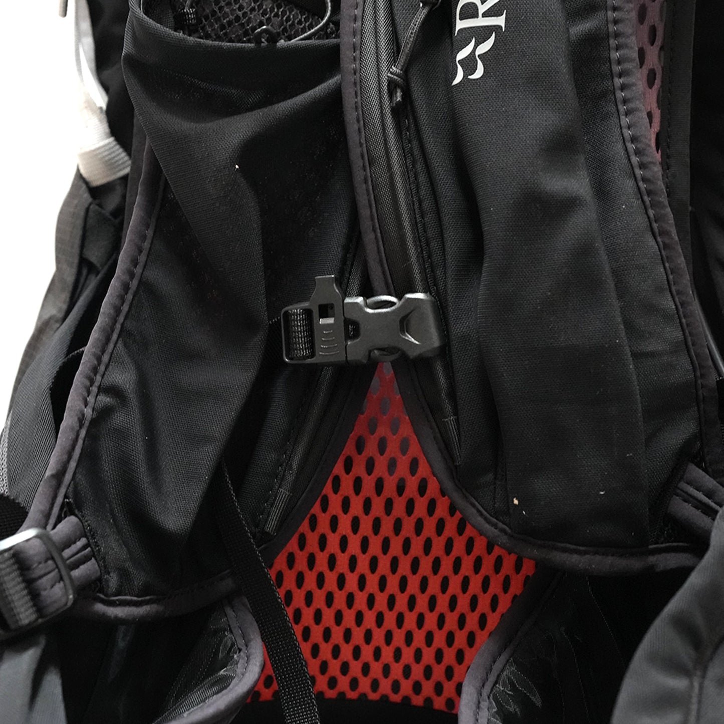 【Rab】ラブ men's Syclon XP 30 "Black×Dark Pewter"