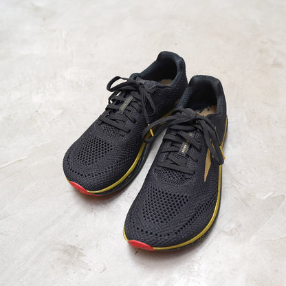 【ALTRA】アルトラ men's Escalante Racer 2 Tokyo "Black×Gold"