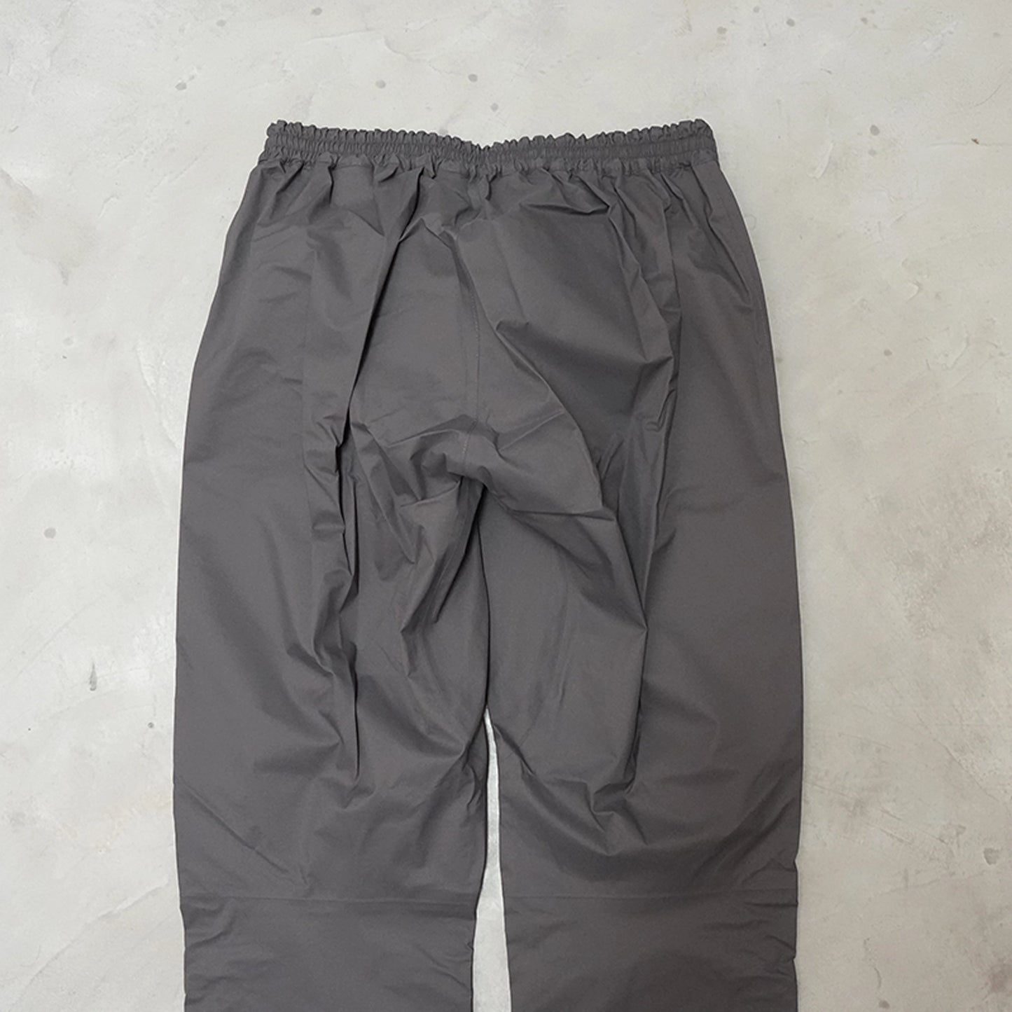 【Teton Bros】ティートンブロス unisex Feather Rain Pant "Gunmetal"