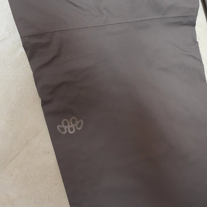 【Teton Bros】ティートンブロス unisex Feather Rain Pant "Gunmetal"