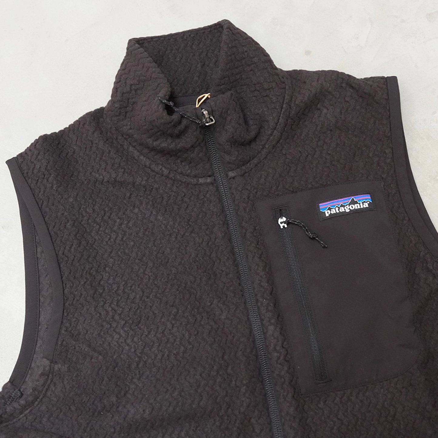 【patagonia】パタゴニア women's R1 Air Fleece Vest "2Color"