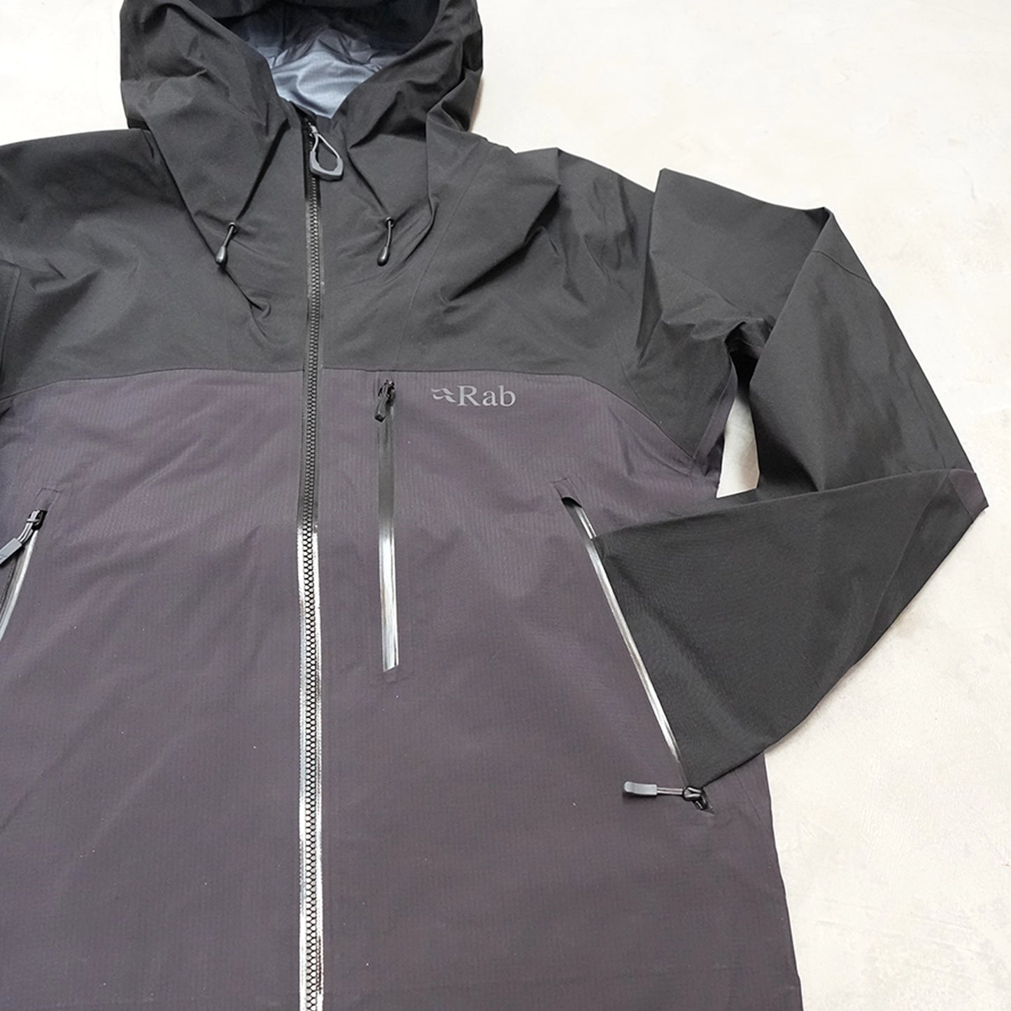 【Rab】ラブ men's Latok Mountain GTX Jacket "Black"