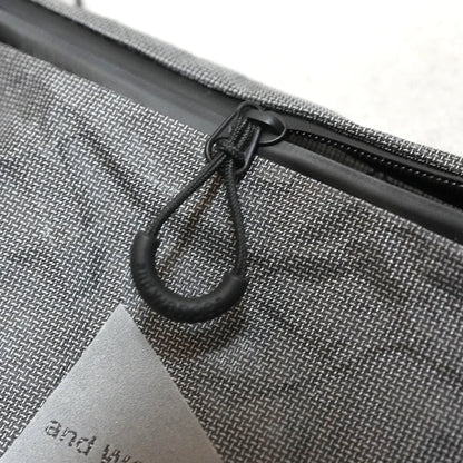 【and wander】アンドワンダー UltraWeave pouch "Gray"