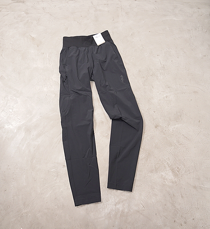 【Rab】ラブ women's Momentum Pants "Beluga" ※ネコポス可
