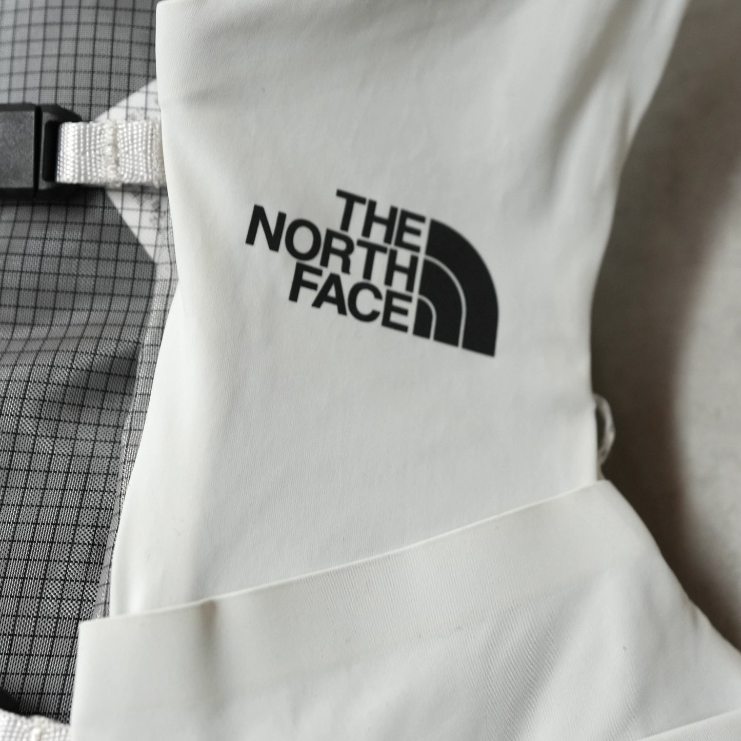 【THE NORTH FACE】ザノースフェイス HST Fume 6 "ティングレー"