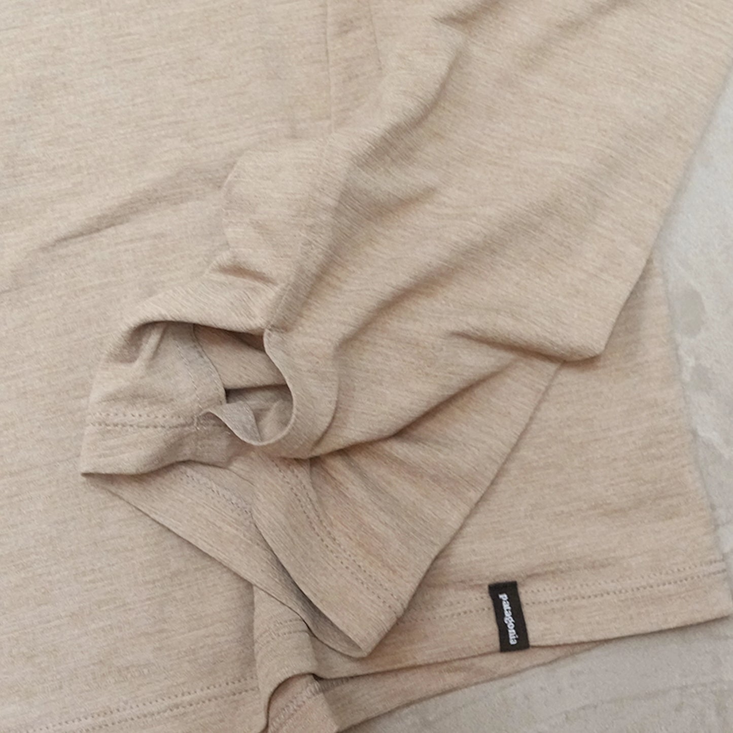 【patagonia】パタゴニア men's Long-Sleeved Capilene Cool Sun Shirt - Water People Banner "SDLX" ※ネコポス可