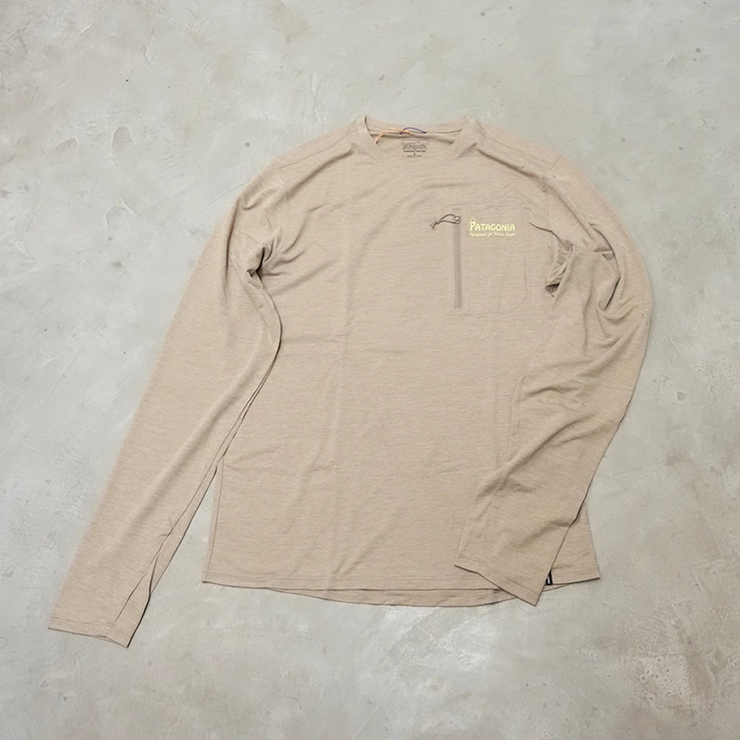 【patagonia】パタゴニア men's Long-Sleeved Capilene Cool Sun Shirt - Water People Banner "SDLX" ※ネコポス可