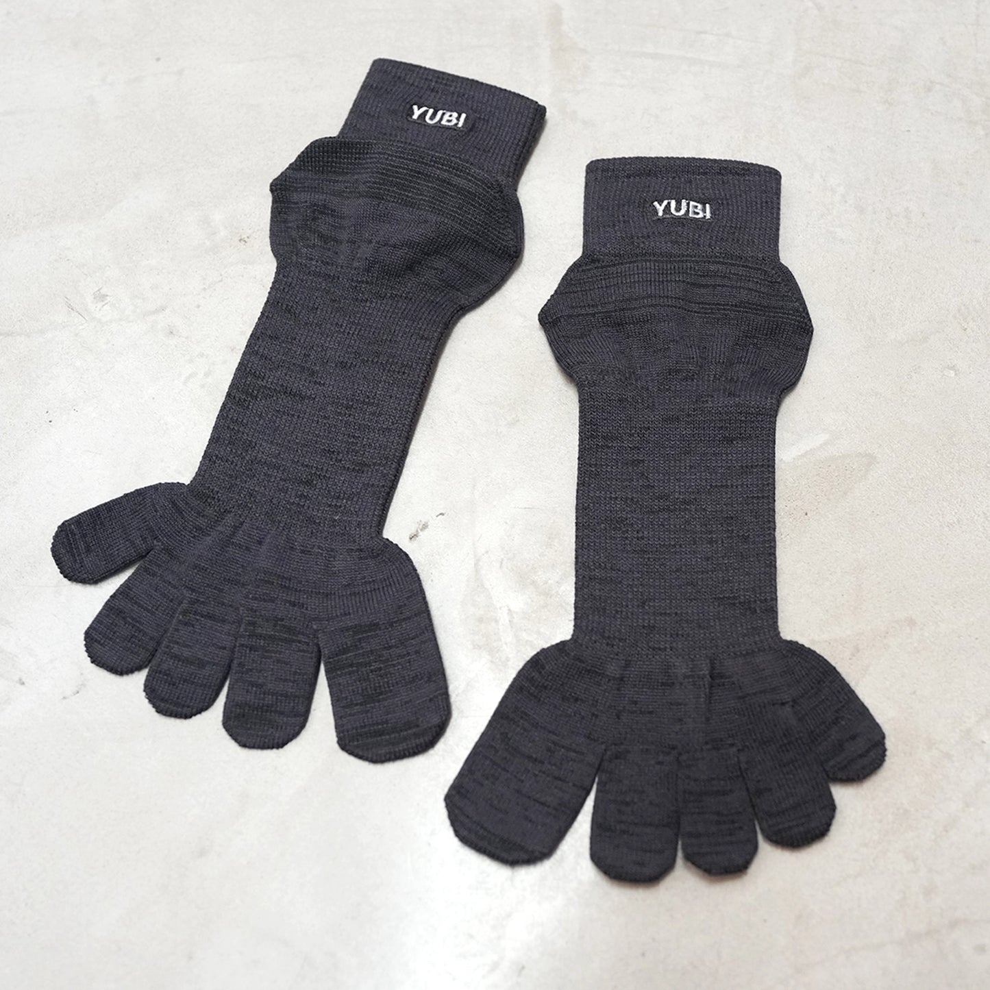 【YUBI SOCKS】 ユビソックス Toe Socks Quarter Crew Axio Wool "Black"