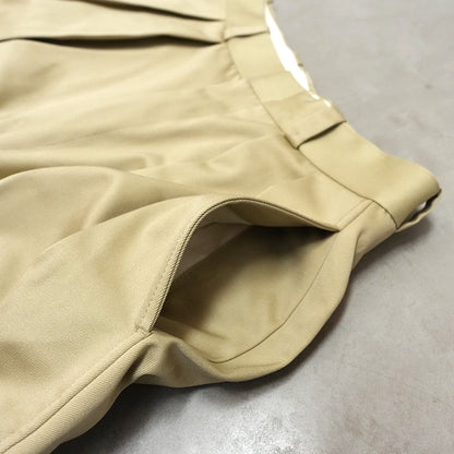 【nanamica】ナナミカ women's Double Pleated Chino Shorts "Khaki"