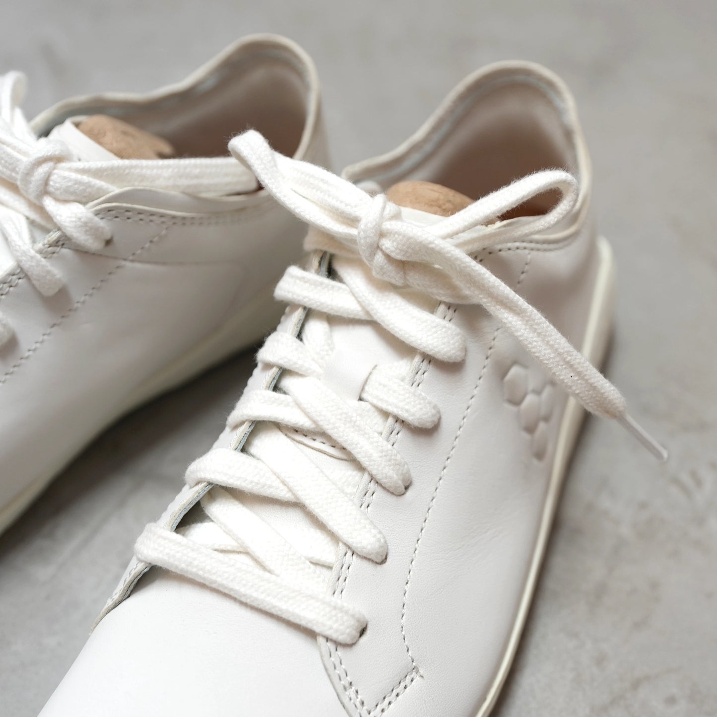 【VIVOBAREFOOT】ヴィヴォ ベアフット men's Geo Court Ⅳ "Bright White"
