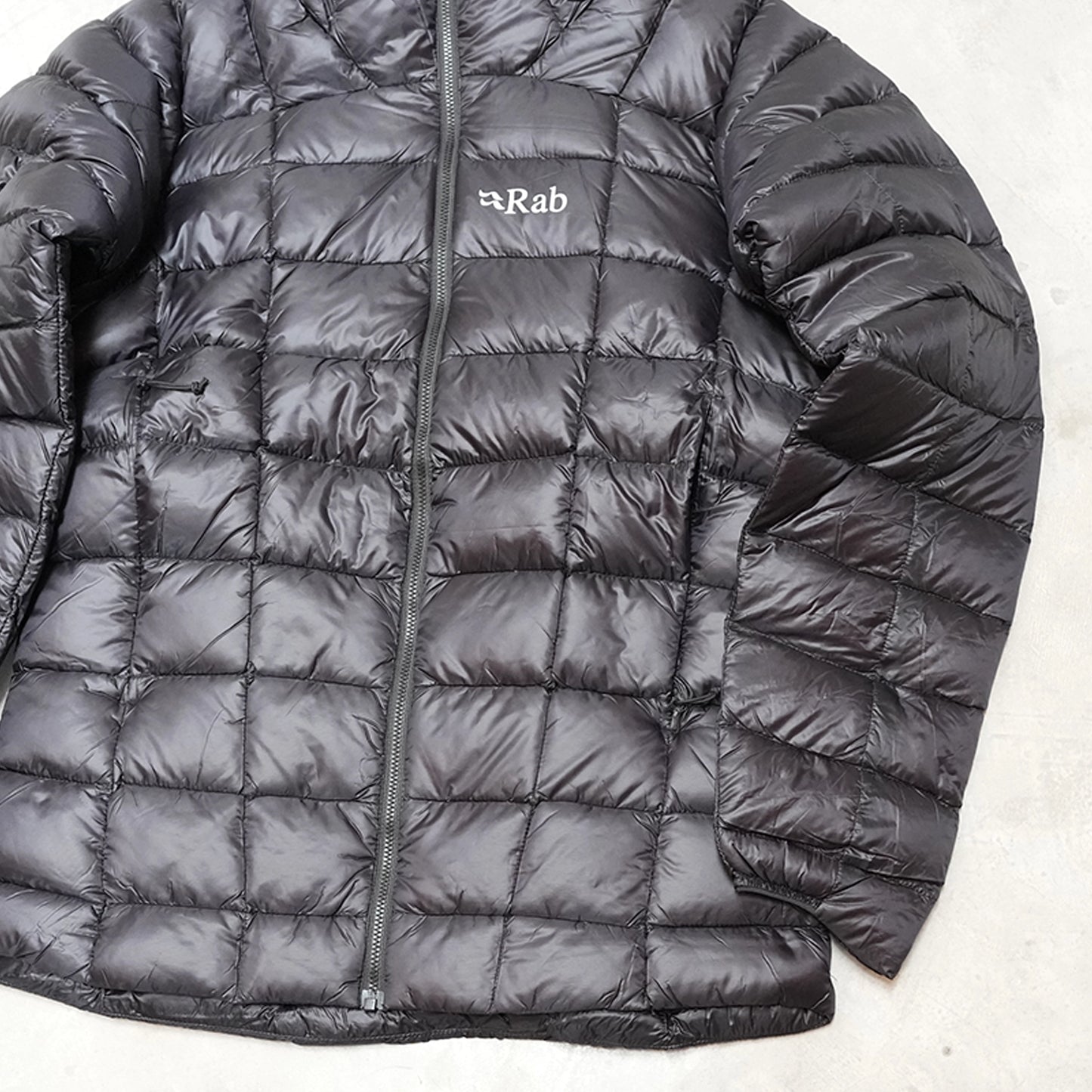 【Rab】ラブ men's Mythic G Jacket "Black"