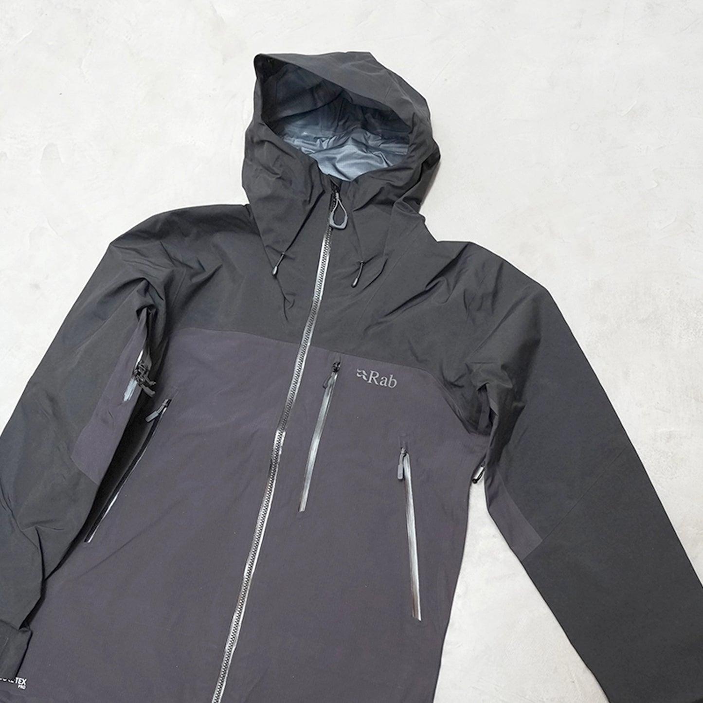 【Rab】ラブ men's Latok Mountain GTX Jacket "Black"