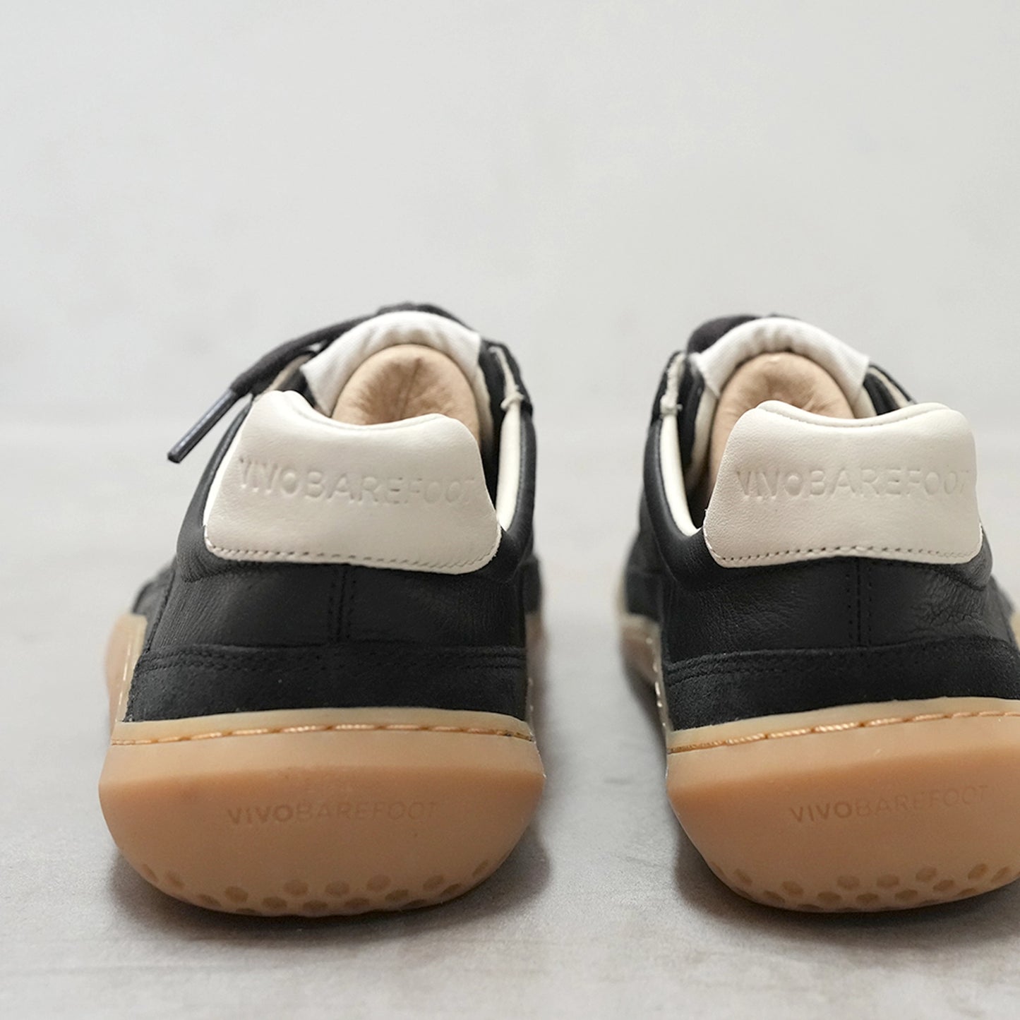 【VIVOBAREFOOT】ヴィヴォ ベアフット women's Gobi Ⅱ Sneaker Premium Leather "3Color"