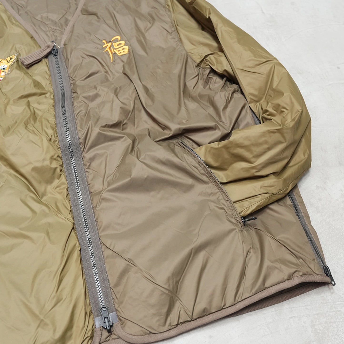 【TAION】タイオン unisex Japan Special Reversible Vetjan Down Jacket "2Color"