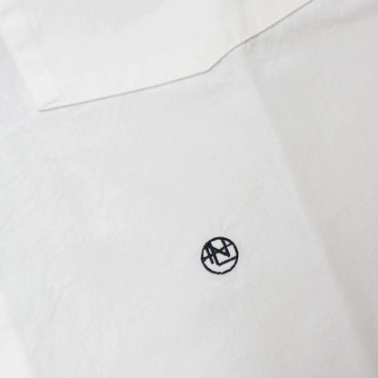 【nanamica】ナナミカ men's Regular Collar Wind Shirt "Off White"
