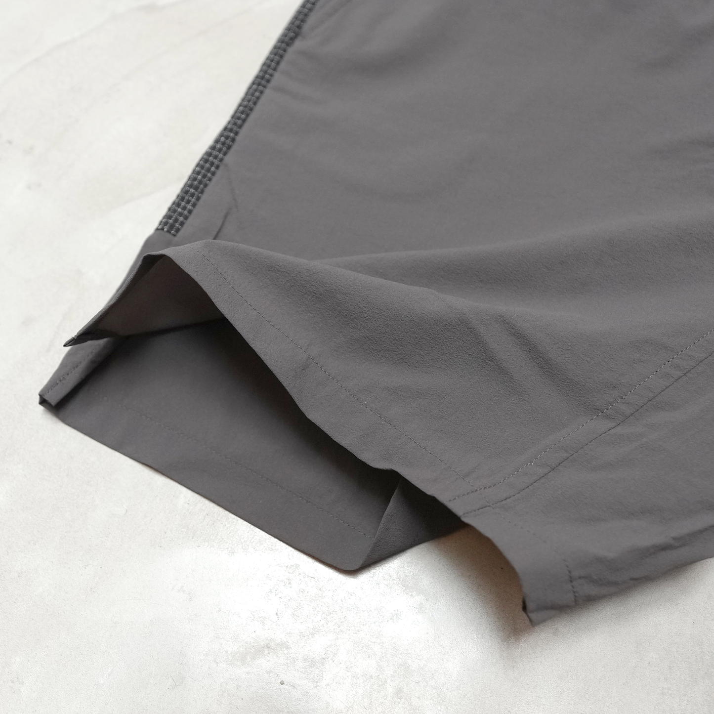 【STATIC】スタティック Flatiron Shorts "Carbon" ※ネコポス可