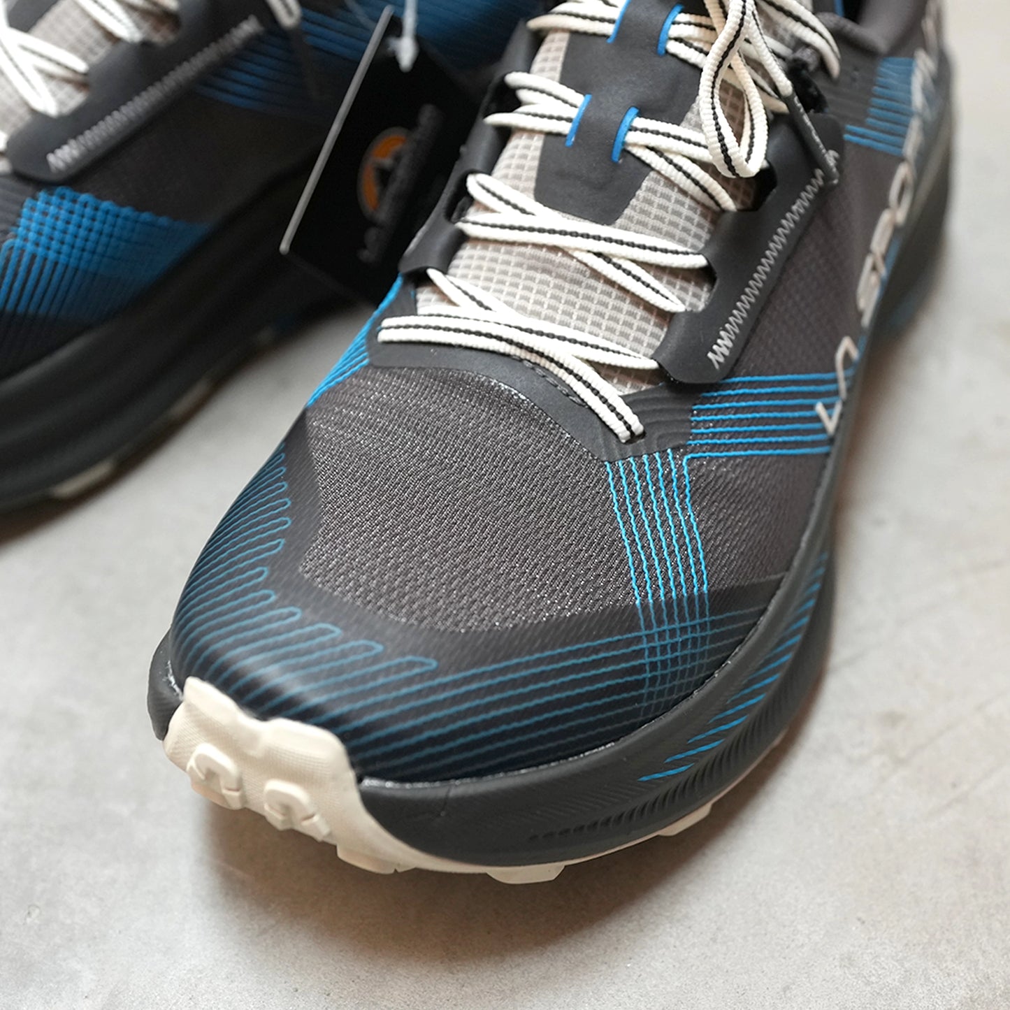 【LA SPORTIVA】ラ・スポルティバ Prodigio Max ”Gray×Chalk"