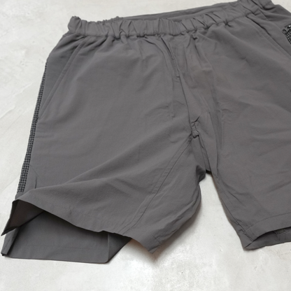 【STATIC】スタティック Flatiron Shorts "Carbon" ※ネコポス可