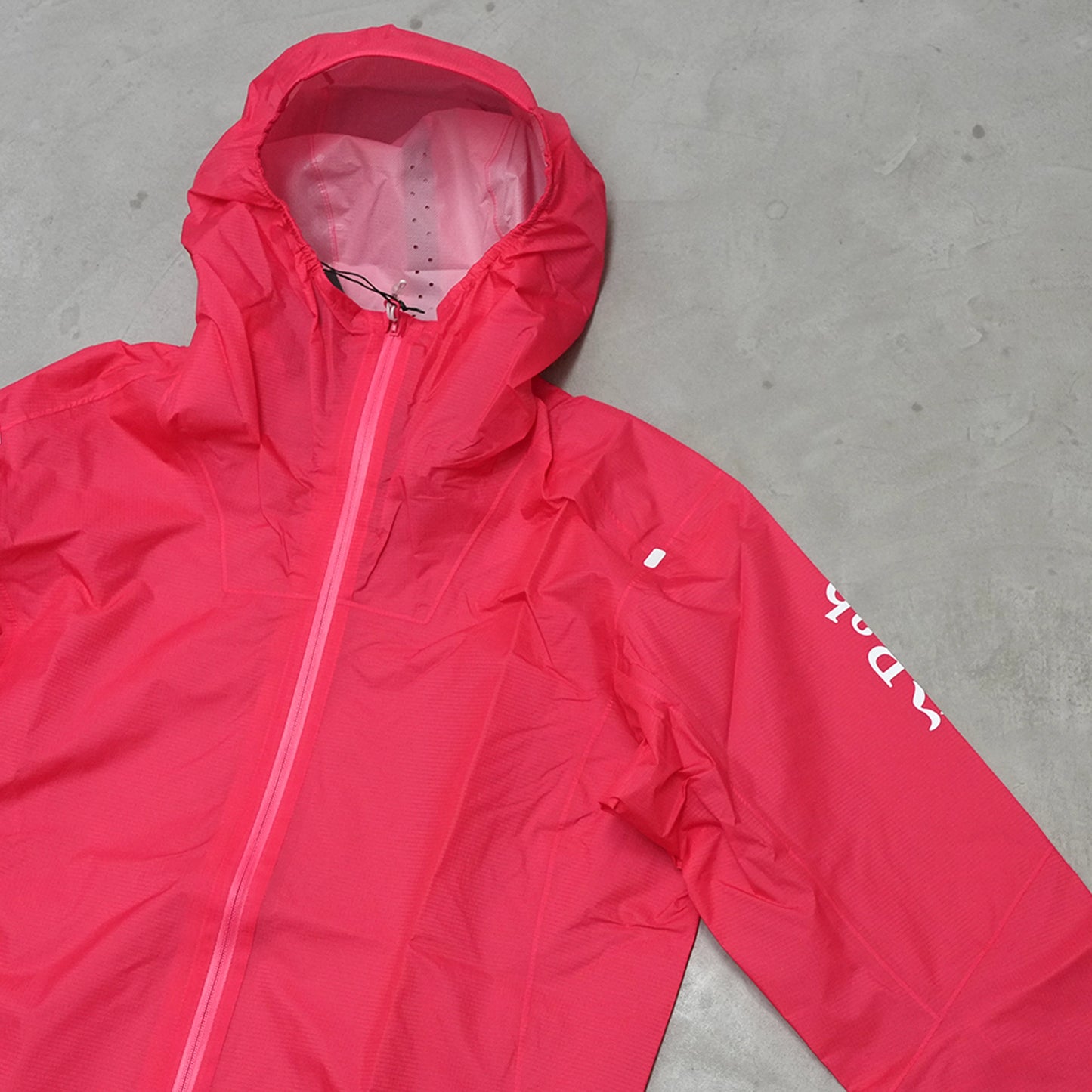 【Rab】ラブ women's Phantom Jacket "2Color"