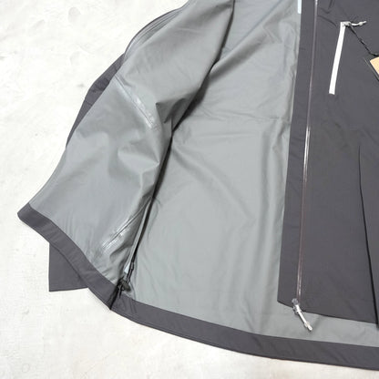 【Rab】ラブ men's Downpour Trail Light Jacket "2Color"