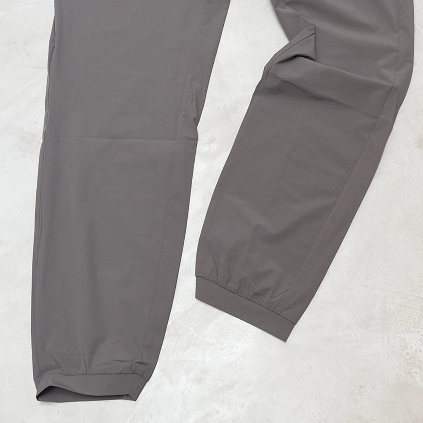 【ROARK RUN AMOK】ロアークランアモック men's Alta Jogger "Onyx" ※ネコポス可