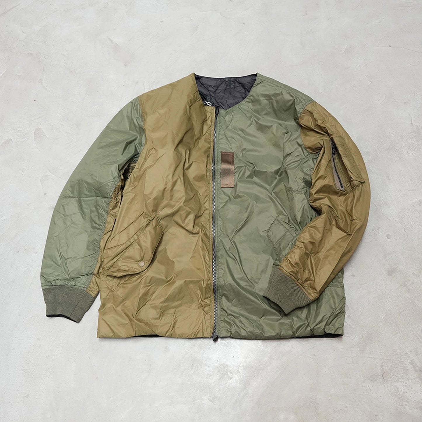 【TAION】タイオン unisex Japan Special Reversible MA-1 Down Jacket "Crzy Olive×Black"