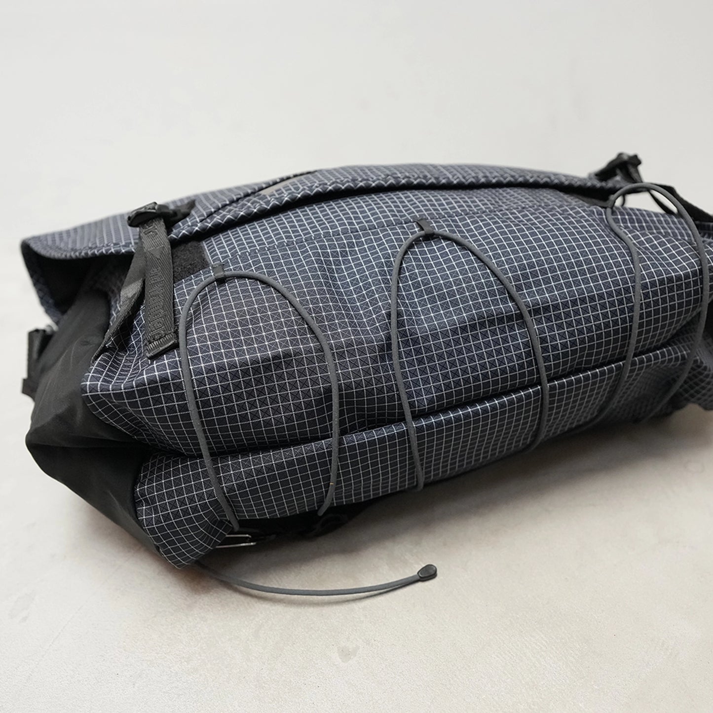 【and wander】アンドワンダー ocean rip messenger bag ”2Color”