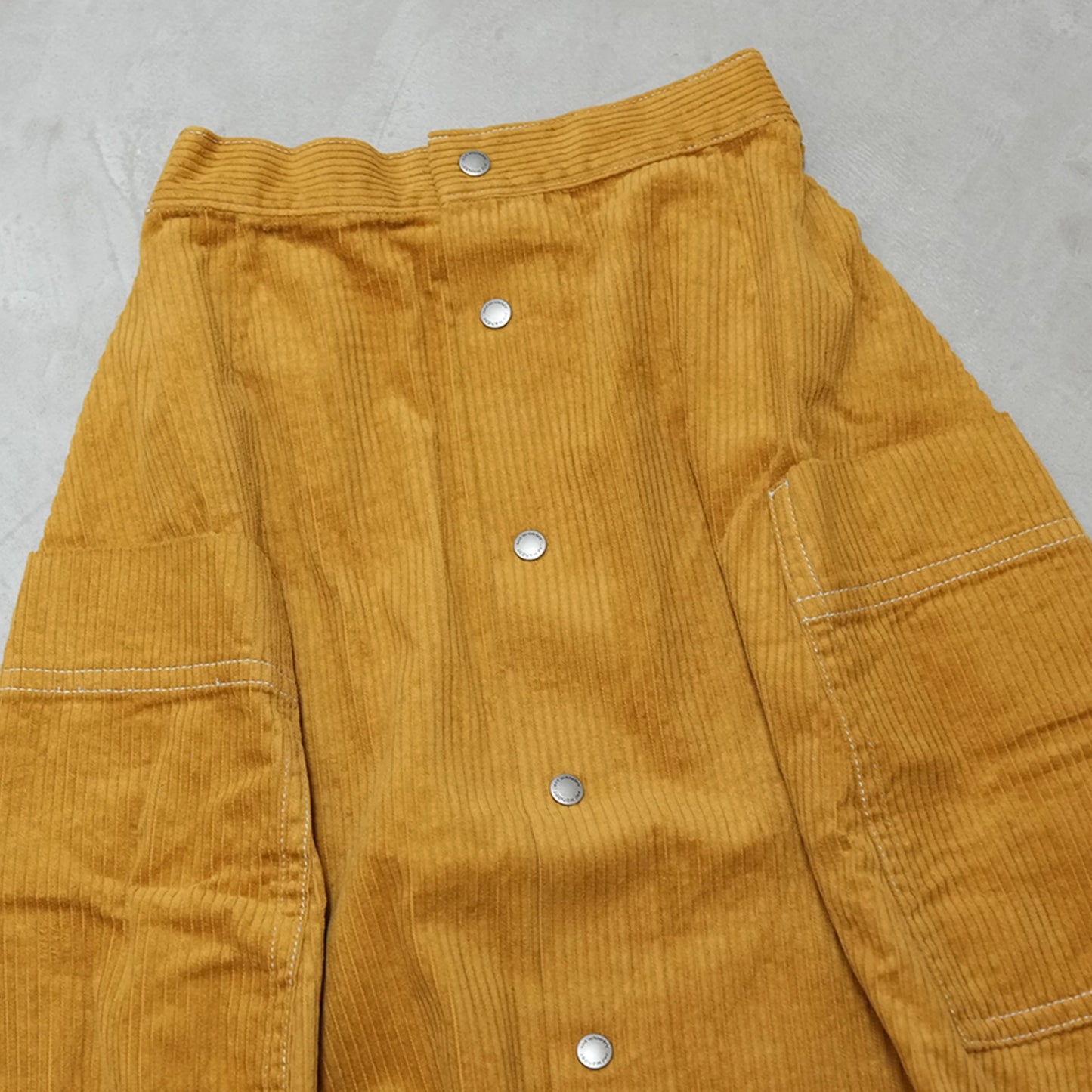 【and wander】アンドワンダー women's corduroy skirt "2Color"