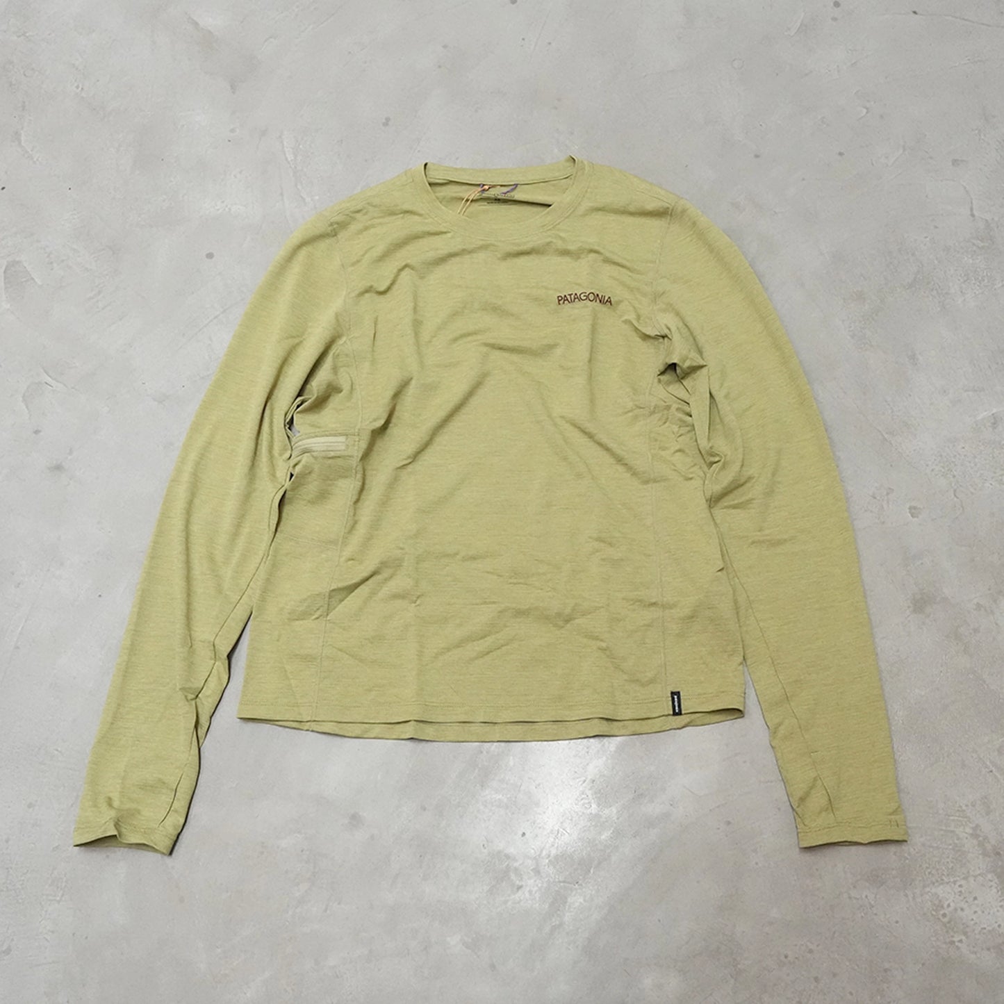 【patagonia】パタゴニア women's Long-Sleeved Capilene Cool Sun Shirt - Peak Visions "GGNX" ※ネコポス可