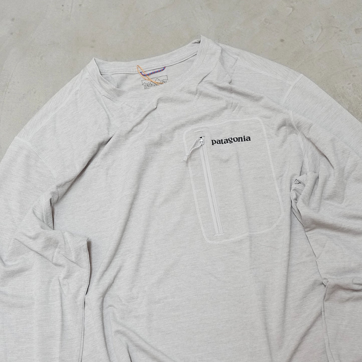 【patagonia】パタゴニア men's Long-Sleeved Capilene Cool Sun Shirt (Fitz Roy Trout) ※ネコポス可