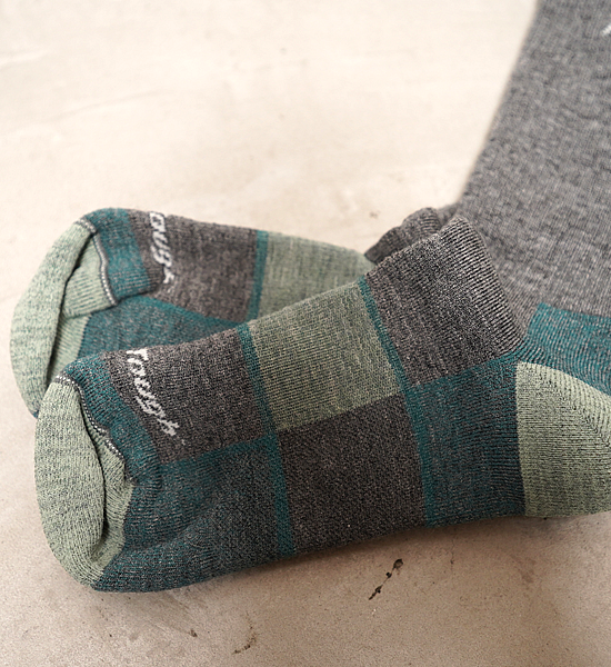 【DARN TOUGH VERMONT】 ダーンタフバーモント women's 1908 Hiker Boot Sock Midweight Full Cushion "3Color" ※ネコポス可