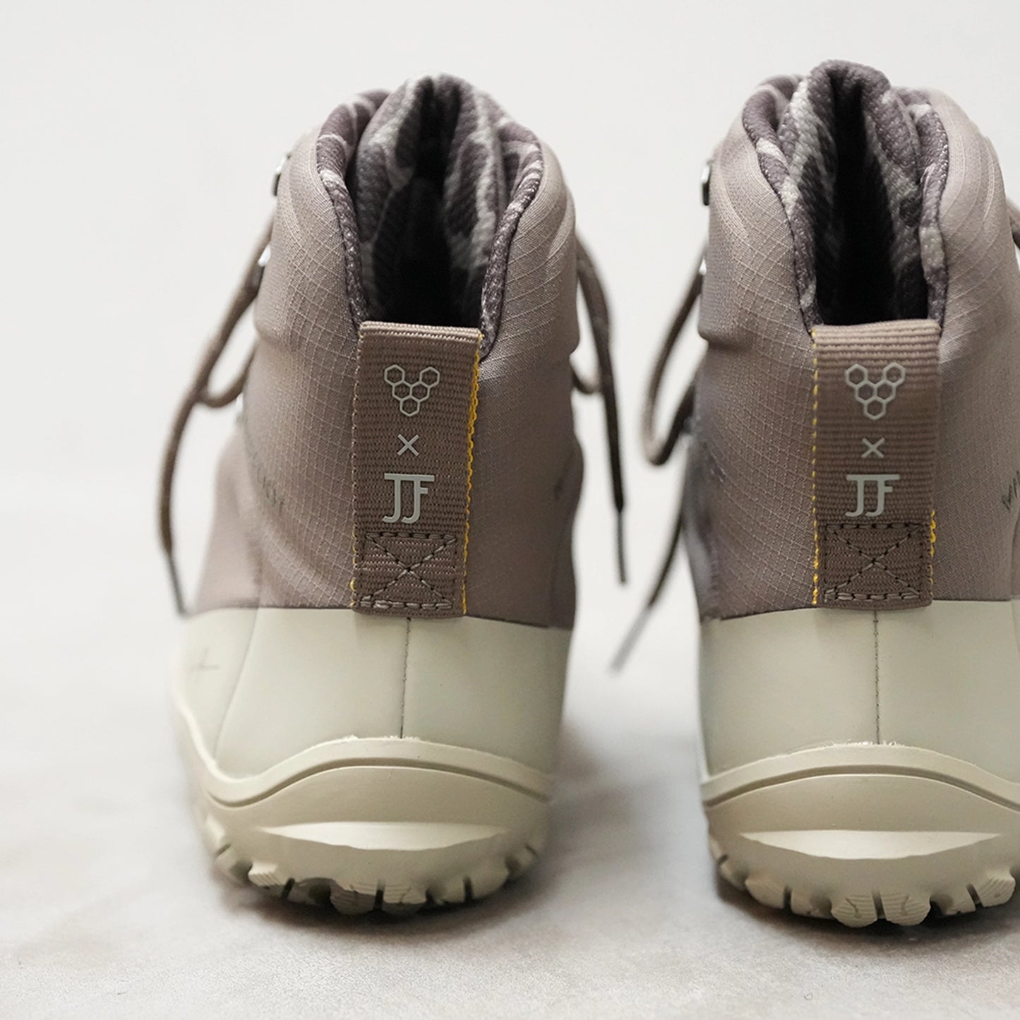 【VIVOBAREFOOT】ヴィヴォ ベアフット men's Tracker Textile AT Ⅱ JJF "Shadow Green"