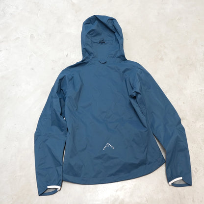 【Rab】ラブ women's Downpour Trail Light Jacket "2Color"