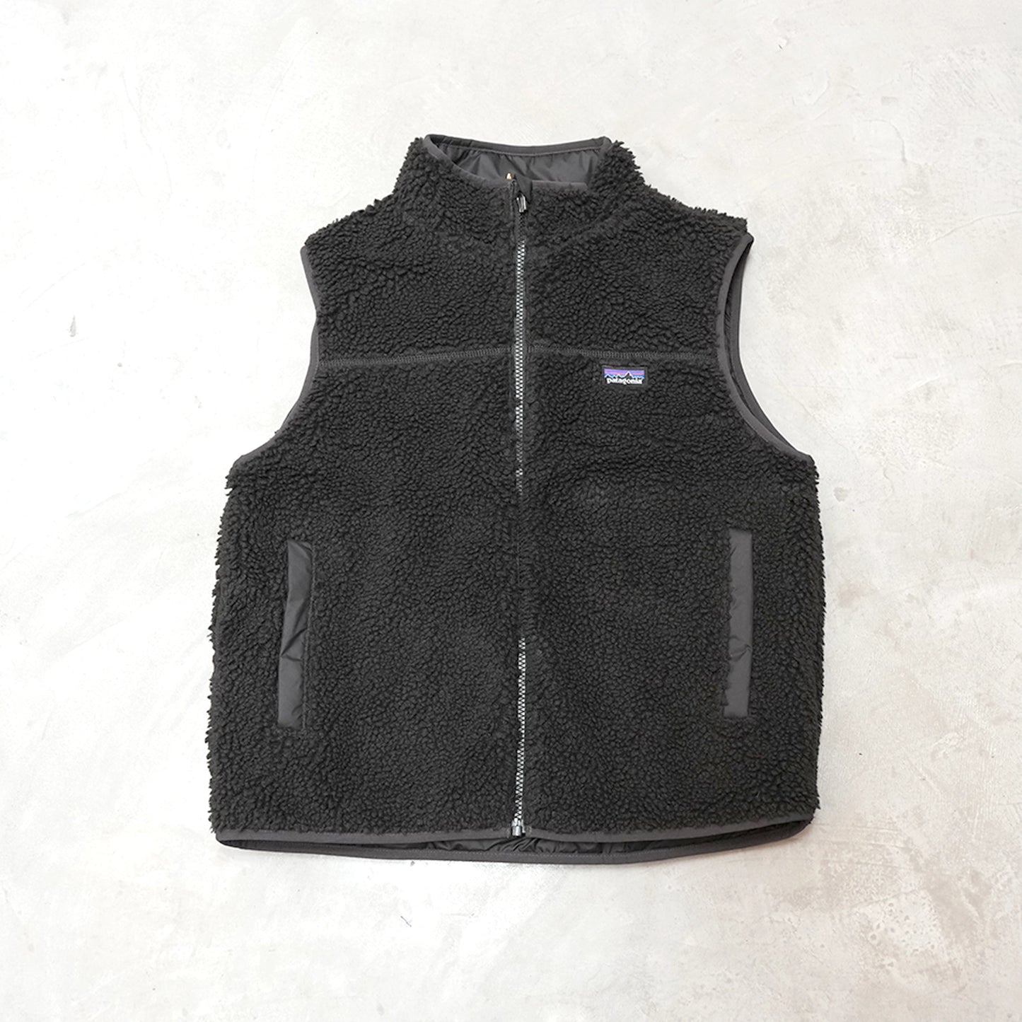 【patagonia】パタゴニア Kids Reversible Ready Freddy Vest "Ink Black"