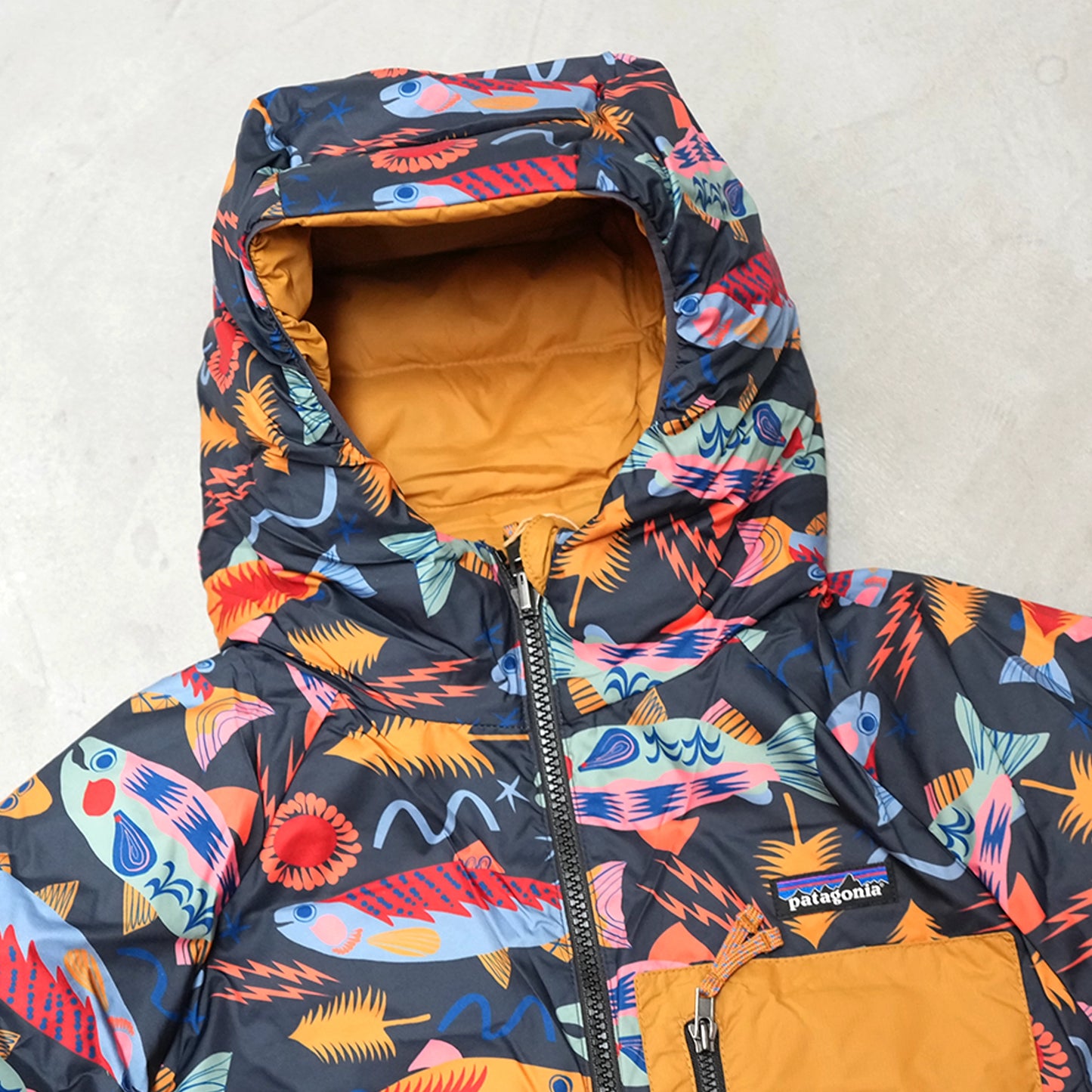 【patagonia】パタゴニア Kids Reversible Down Sweater Hoody "2Color"