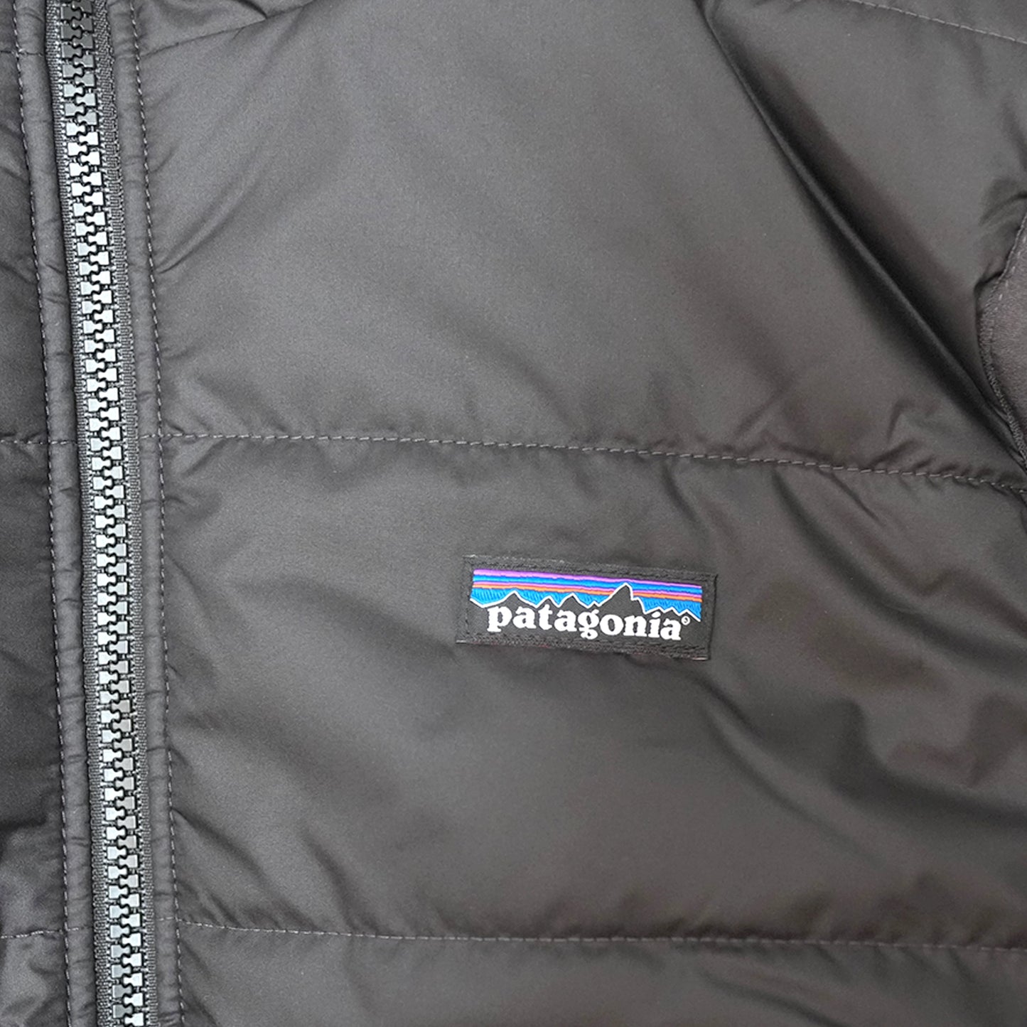【patagonia】パタゴニア Kids Reversible Ready Freddy Vest "Ink Black"