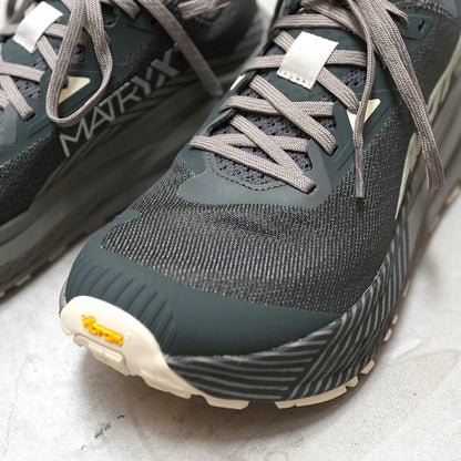 【ALTRA】アルトラ men's Olyｍpus 275  "Taupe"