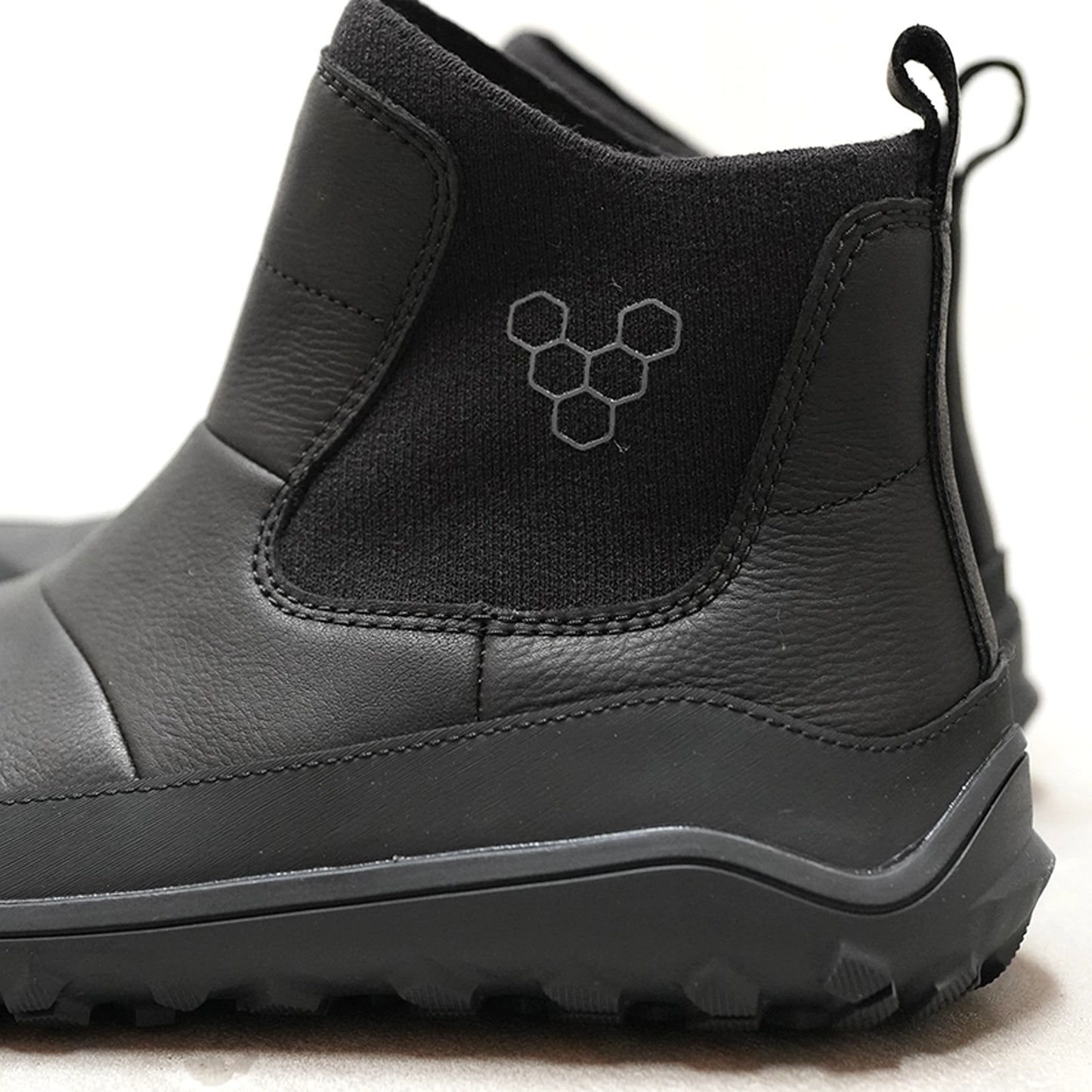 【VIVOBAREFOOT】ヴィヴォ ベアフット women's Explorer Chelsea "Obsidian"