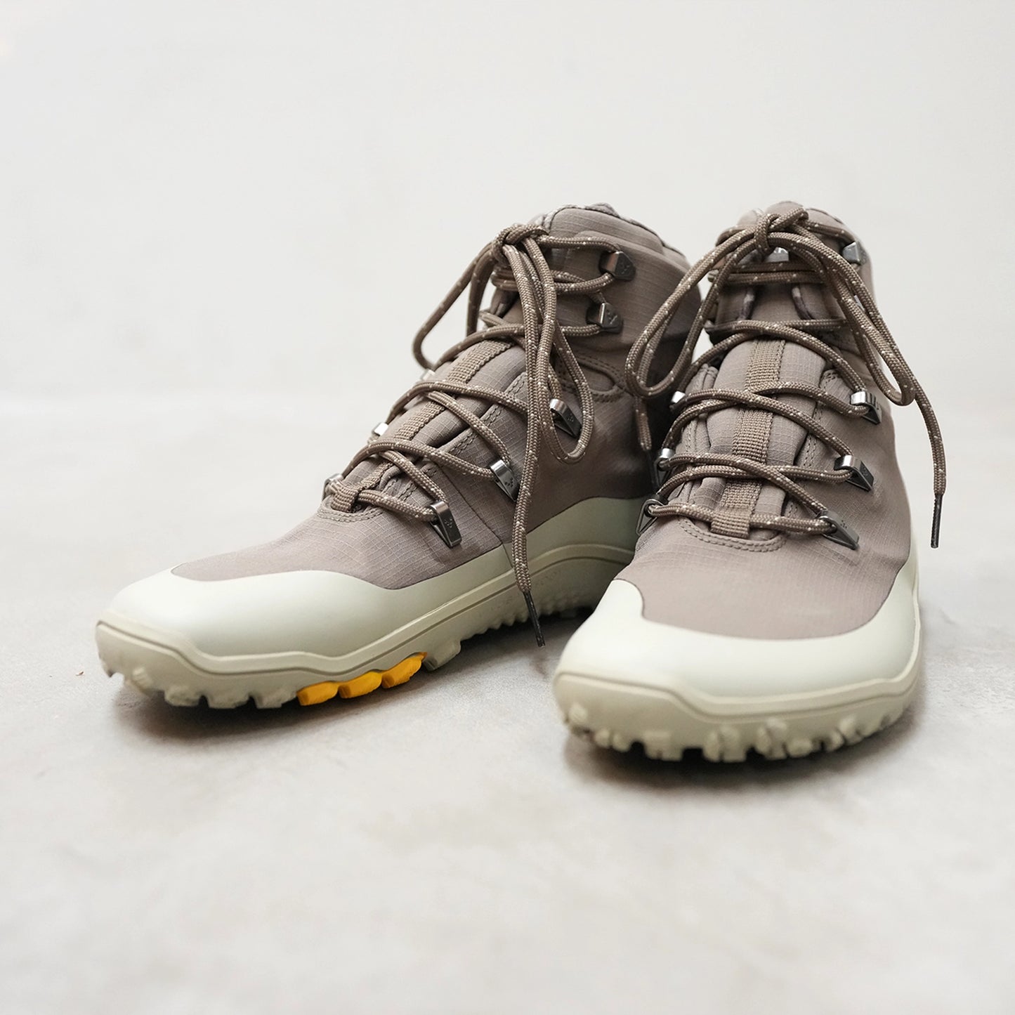 【VIVOBAREFOOT】ヴィヴォ ベアフット men's Tracker Textile AT Ⅱ JJF "Shadow Green"