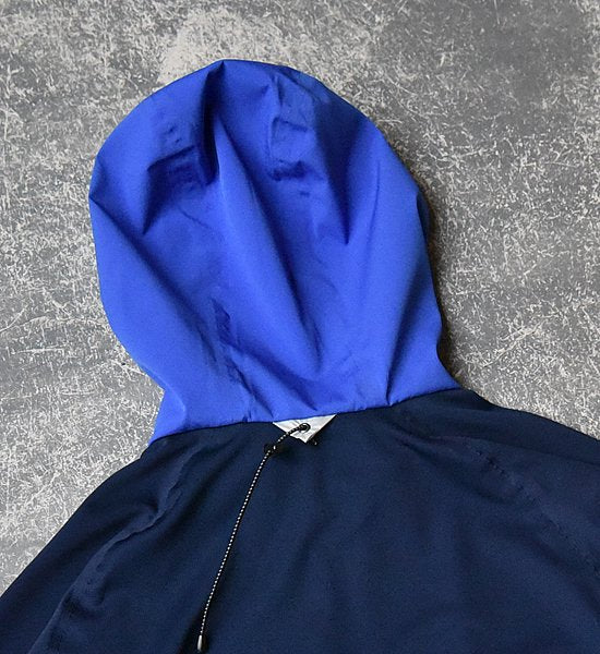 【and wander】 アンドワンダー men's tech hoodie ”Blue”