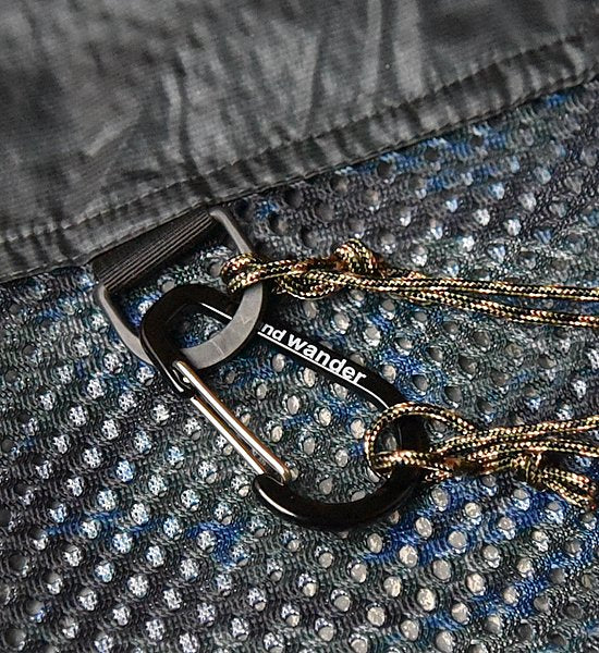 【and wander】 アンドワンダー printed utility pullover "2Color"