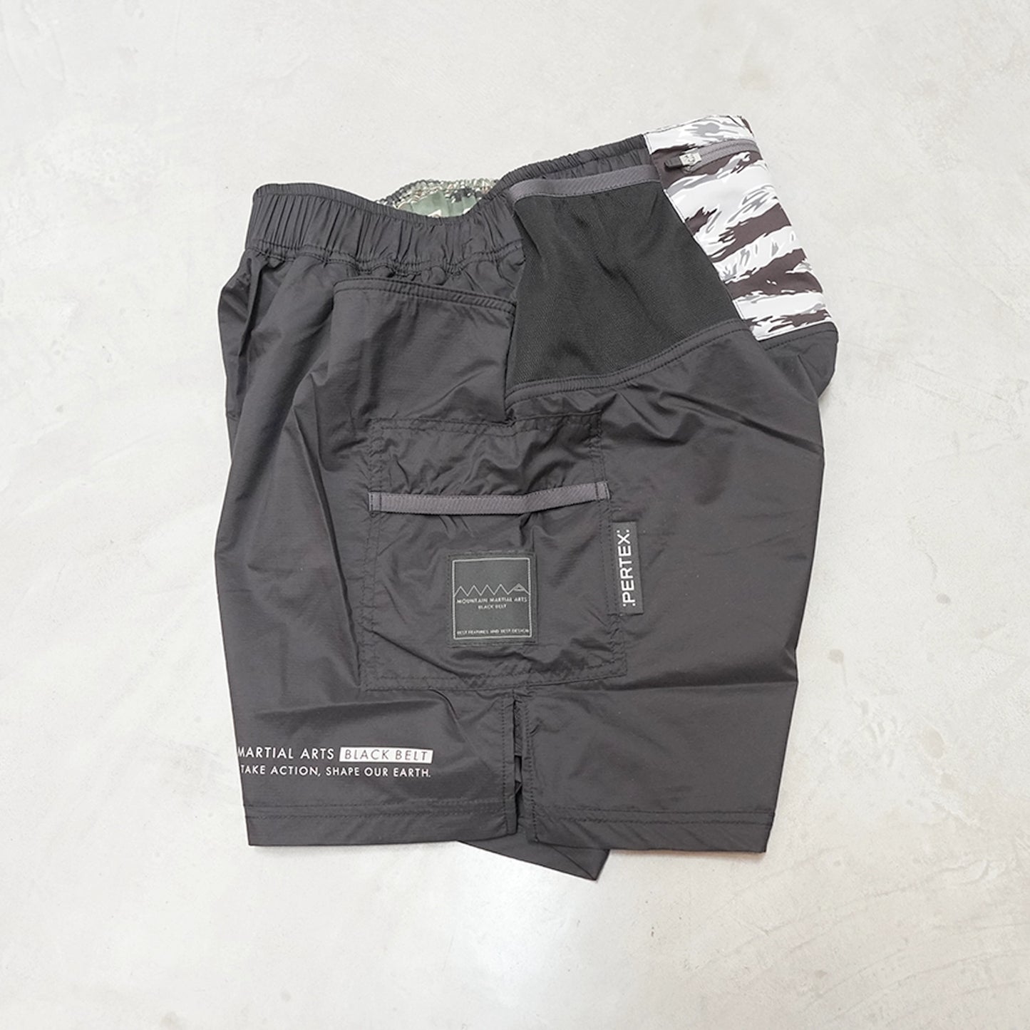 【Mountain Martial Arts】マウンテンマーシャルアーツ  unisex MMABB PERTEX® 7-pockets Run Shorts “Liger” “Black”