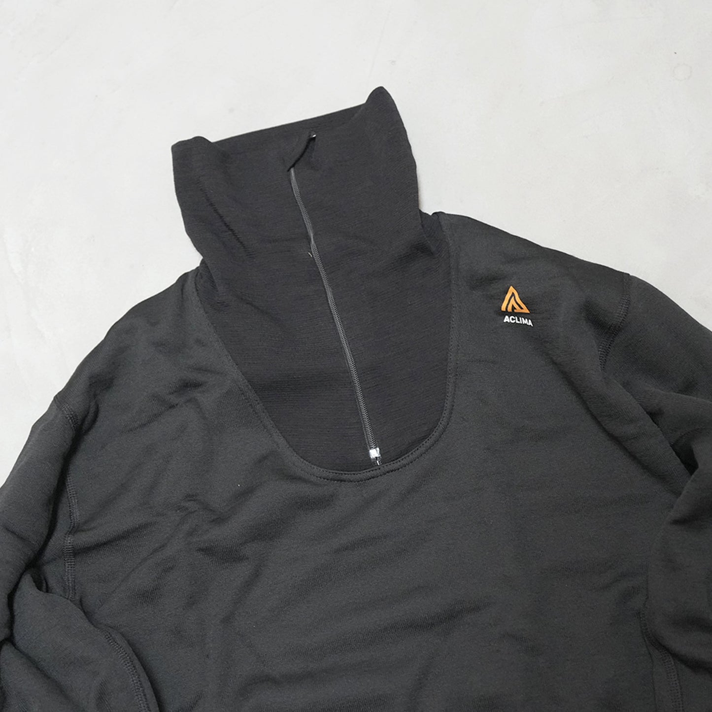 【ACLIMA】アクリマ men's Hotwool Polo Zip "Jet Black"