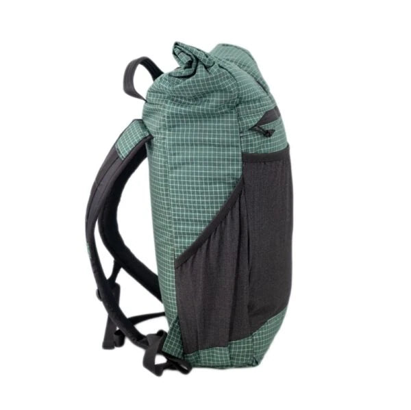 【ULA-Ultralight Adventure Equipment】ウルトラライトアドベンチャーイクイップメント Robic Node "2Color"