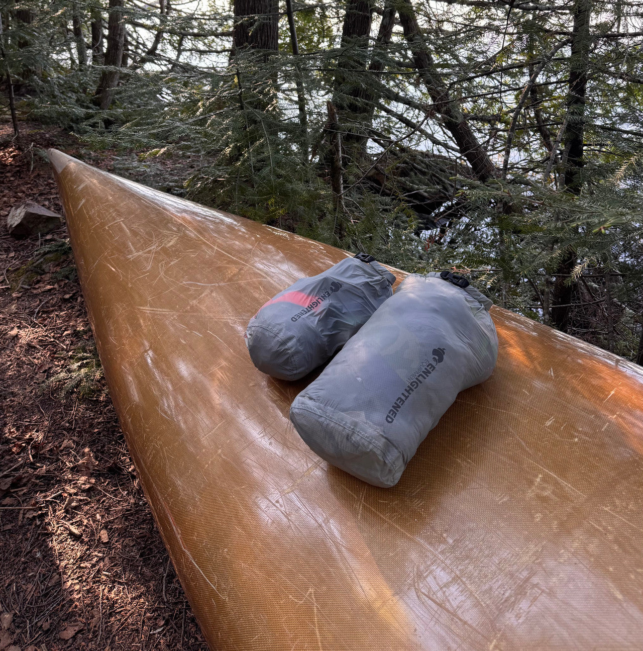 【ENLIGHTENED EQUIPMENT】エンライテンドイクイップメント Roll-Top Dry Stuff Sack ”Gray×Black”